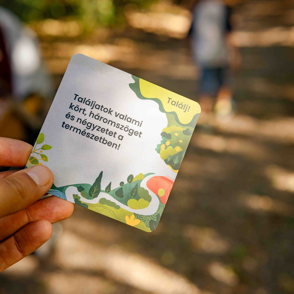 Kalandösvény családi túrakártya – játékos kirándulás gyerekekkel